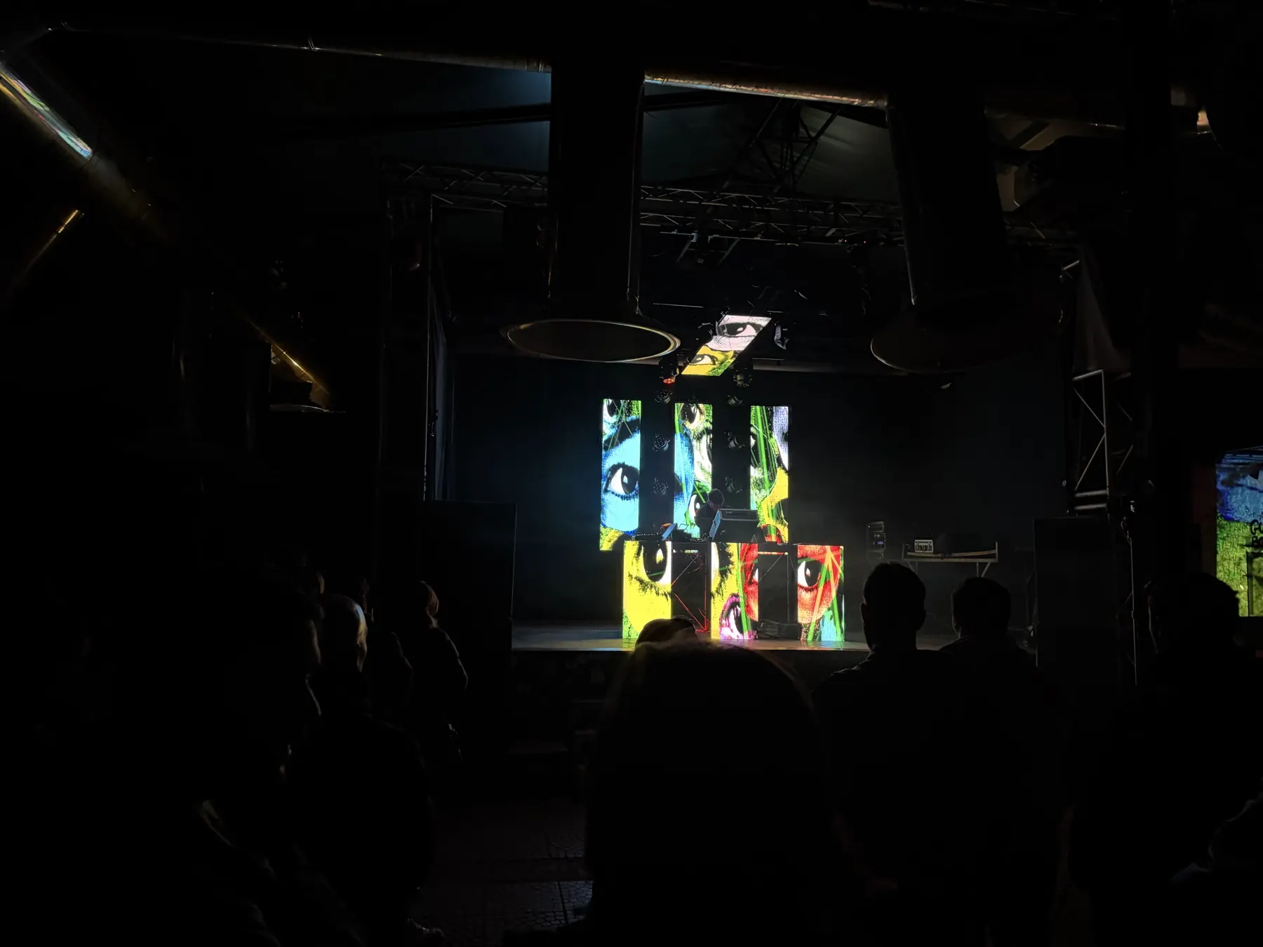 glitch party — image 05